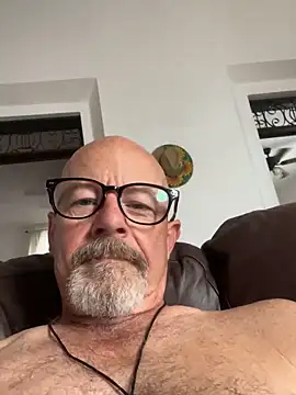 Snapshot of NOLAKINKYTYOP22 chatting on February 15, 2025, 3:06 pm NOLAKINKYTYOP22 online show from February 15, 2025, 3:06 pm