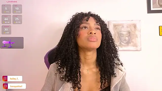 Snapshot of Heily_Fox chatting on February 21, 2025, 5:02 am Heily Fox online show from February 21, 2025, 5:02 am