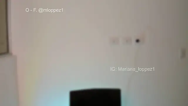 Snapshot of mariana_lopez1 chatting on January 13, 2025, 1:45 am mariana lopez1 online show from January 13, 2025, 1:45 am