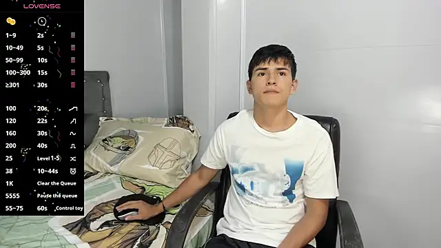 Snapshot of Jacobb_Lee chatting on January 24, 2025, 7:18 pm Jacobb Lee online show from January 24, 2025, 7:18 pm