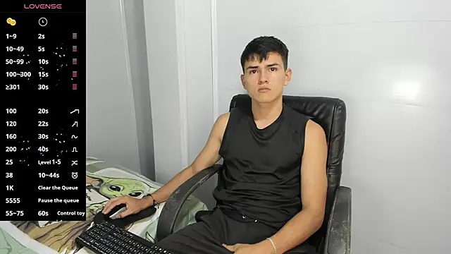 Snapshot of Jacobb_Lee chatting on February 17, 2025, 8:47 pm Jacobb Lee online show from February 17, 2025, 8:47 pm