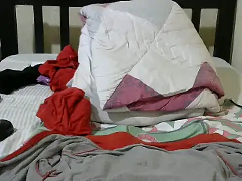 Snapshot of wetberrry chatting on January 6, 2025, 8:18 pm wetberrry online show from January 6, 2025, 8:18 pm