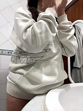 Snapshot of MargotKajira chatting on November 8, 2025, 11:43 am MargotKajira online show from November 8, 2025, 11:43 am