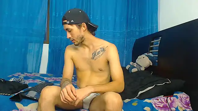 Hot Sharks  online show from October 27, 2025, 10:52 am