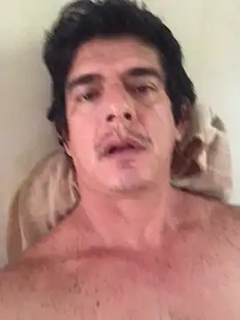 Snapshot of Marobronco chatting on June 4, 2026, 1:17 pm Marobronco online show from June 4, 2026, 1:17 pm