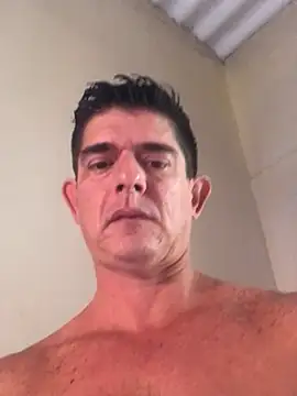 Snapshot of Marobronco chatting on June 15, 2026, 1:13 pm Marobronco online show from June 15, 2026, 1:13 pm
