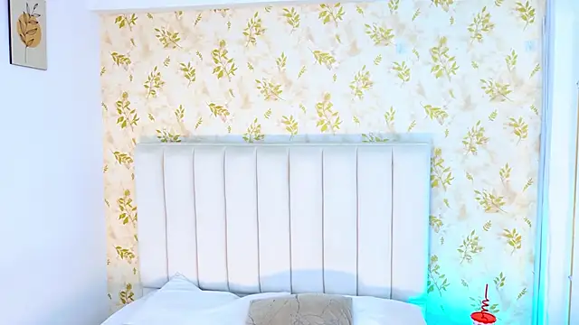 Sara Desire online show from January 13, 2026, 12:43 pm