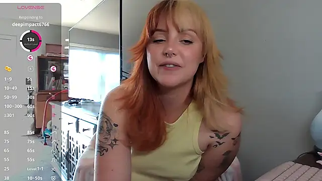 Snapshot of Blaze_Baby chatting on February 24, 2025, 4:47 pm Blaze Baby online show from February 24, 2025, 4:47 pm