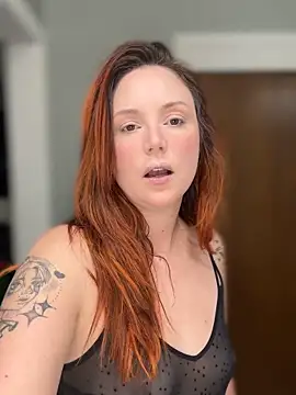 Snapshot of Blaze_Baby chatting on October 16, 2025, 3:02 pm Blaze Baby online show from October 16, 2025, 3:02 pm