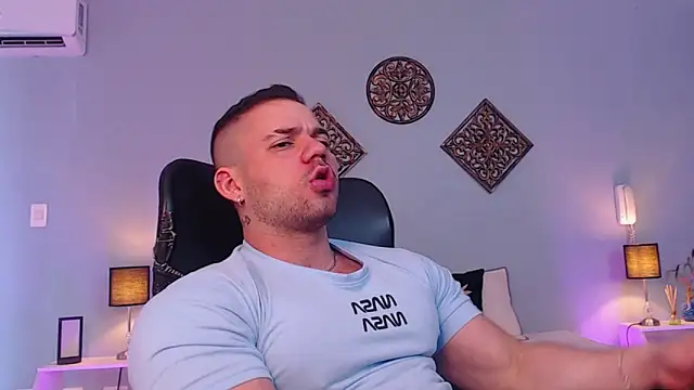 JeremyLowe online show from January 21, 2025, 4:16 pm