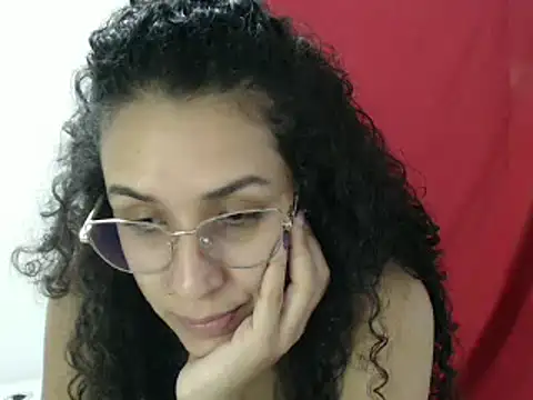 princess yours online show from January 8, 2025, 11:52 pm