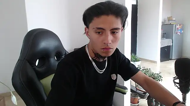 jay dimarco2 online show from December 1, 2025, 3:39 pm