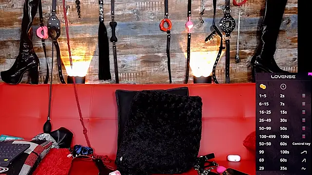 Snapshot of slave_Rubi chatting on January 8, 2025, 10:37 am slave Rubi online show from January 8, 2025, 10:37 am