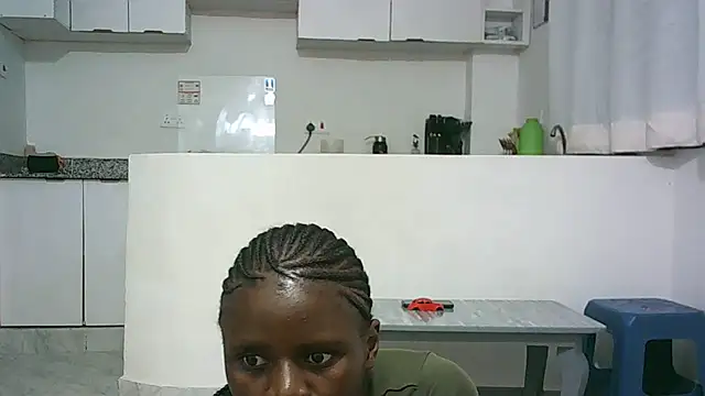 hottgirlval online show from September 20, 2025, 8:10 pm