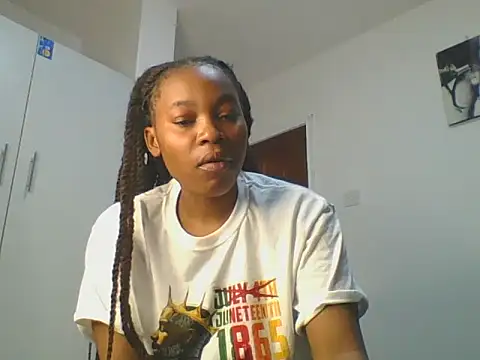 Snapshot of _Becky002 chatting on May 20, 2026, 3:07 pm Becky002 online show from May 20, 2026, 3:07 pm