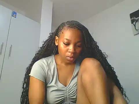 Snapshot of _Becky002 chatting on June 7, 2026, 9:57 am Becky002 online show from June 7, 2026, 9:57 am