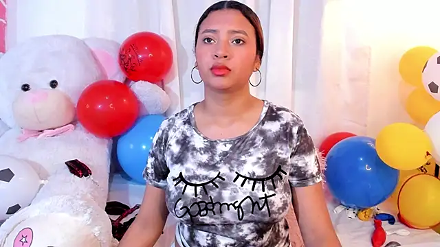 Snapshot of JessyZoe chatting on June 22, 2026, 11:13 pm JessyZoe online show from June 22, 2026, 11:13 pm