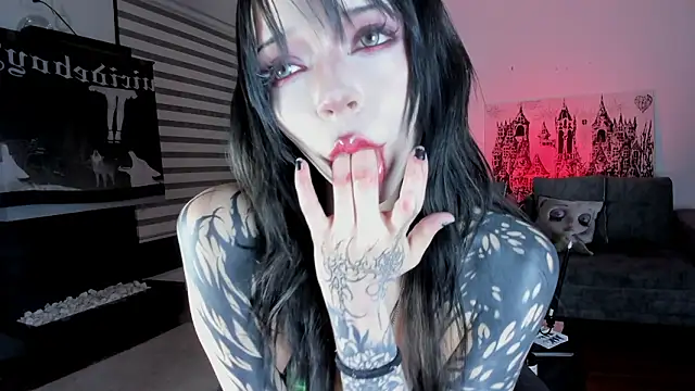 Snapshot of SophieHill_gh chatting on March 16, 2026, 2:28 am SophieHill gh online show from March 16, 2026, 2:28 am