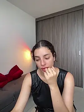 dakota le online show from May 13, 2026, 11:51 am