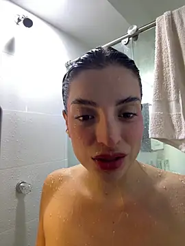 dakota le online show from May 15, 2026, 1:01 am