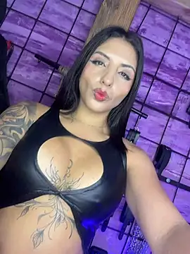 alexia aitanaa  online show from July 15, 2026, 12:27 am