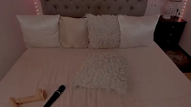 Snapshot of Lau_123x chatting on March 4, 2026, 6:08 am Lau 123x online show from March 4, 2026, 6:08 am