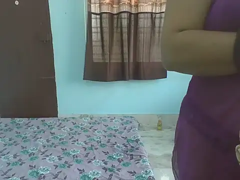 hot-saniya01 online show from February 20, 2026, 7:21 am