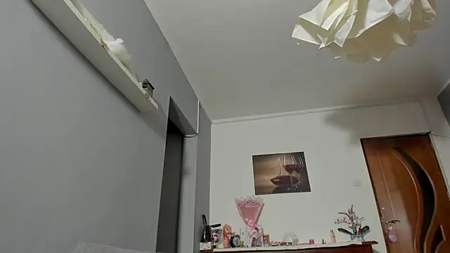 SexxyMeriem online show from May 19, 2026, 3:40 pm