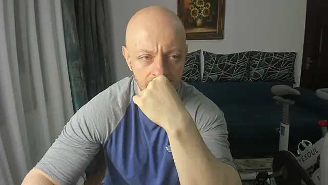 xxxWildxThoughtsxxx online show from February 5, 2025, 11:06 pm