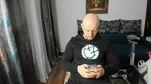 xxxWildxThoughtsxxx online show from March 3, 2025, 11:24 pm