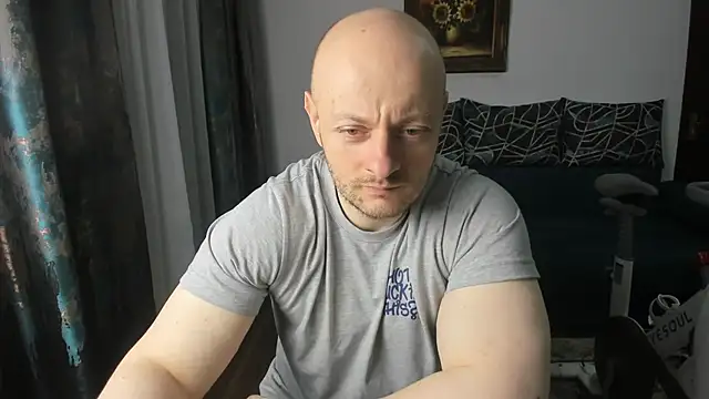 xxxWildxThoughtsxxx online show from March 4, 2025, 10:49 pm