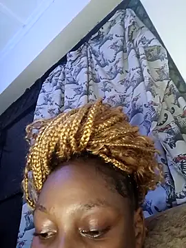 Snapshot of Midnight_Clique_ chatting on November 17, 2025, 5:52 pm Midnight Clique online show from November 17, 2025, 5:52 pm