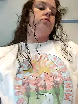 velvetta  online show from March 9, 2025, 6:43 pm