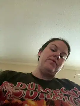 velvetta  online show from March 18, 2025, 2:26 pm