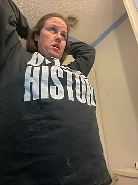 velvetta  online show from March 22, 2025, 6:54 am