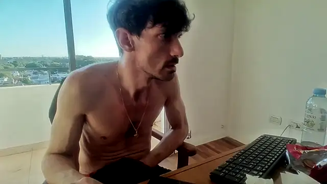 Snapshot of nicolaaaaas chatting on February 20, 2025, 11:31 am nicolaaaaas online show from February 20, 2025, 11:31 am