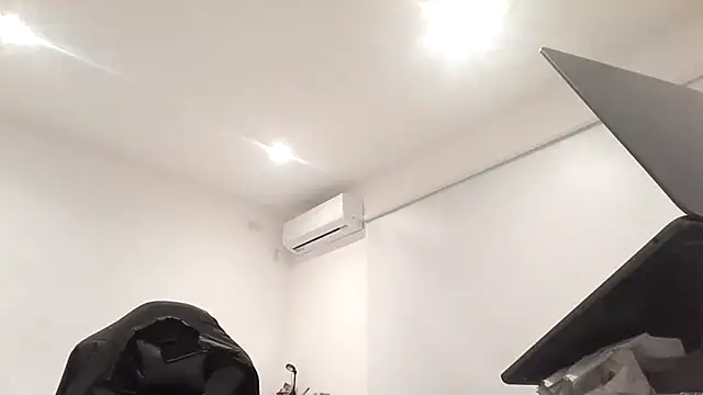 Snapshot of nicolaaaaas chatting on September 9, 2025, 10:20 pm nicolaaaaas online show from September 9, 2025, 10:20 pm