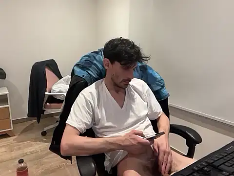 Snapshot of nicolaaaaas chatting on September 15, 2025, 11:27 pm nicolaaaaas online show from September 15, 2025, 11:27 pm