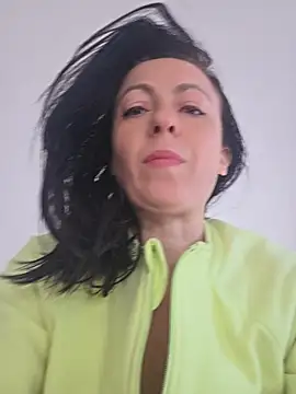 lovewildguy1 online show from May 1, 2026, 5:34 am