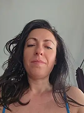 Snapshot of lovewildguy1 chatting on June 20, 2026, 5:32 am lovewildguy1 online show from June 20, 2026, 5:32 am