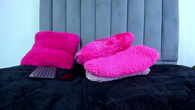 Snapshot of bathory_vamps chatting on March 14, 2025, 4:30 pm bathory vamps online show from March 14, 2025, 4:30 pm