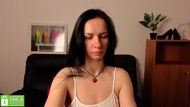 annakillianox online show from April 13, 2026, 5:24 am