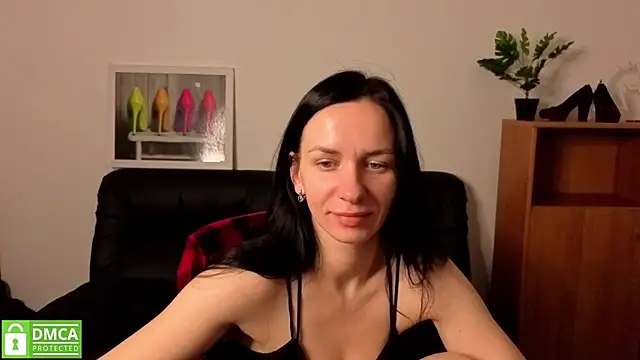 annakillianox online show from April 24, 2026, 5:32 am