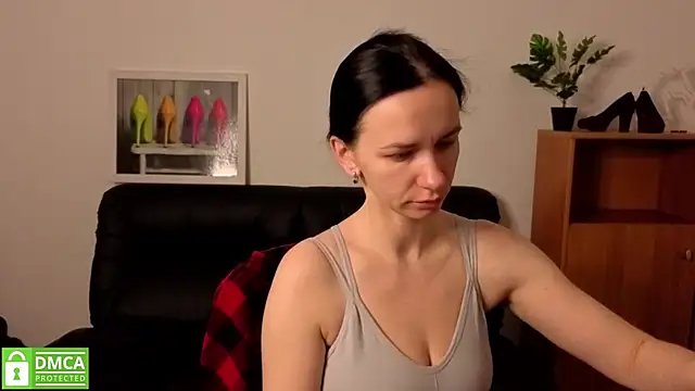 annakillianox online show from April 30, 2026, 5:25 am