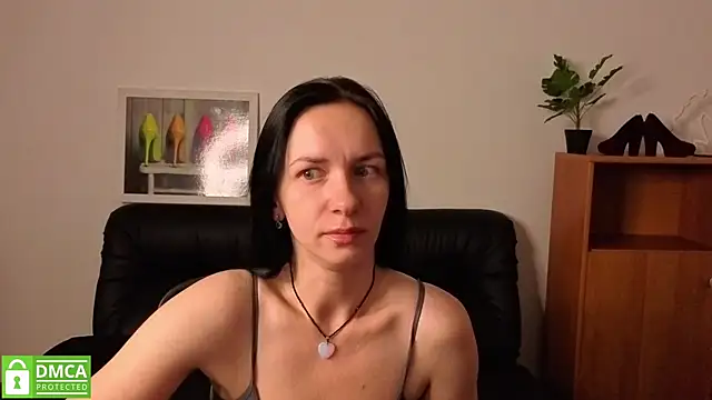 Snapshot of annakillianox chatting on June 24, 2026, 5:28 am annakillianox online show from June 24, 2026, 5:28 am