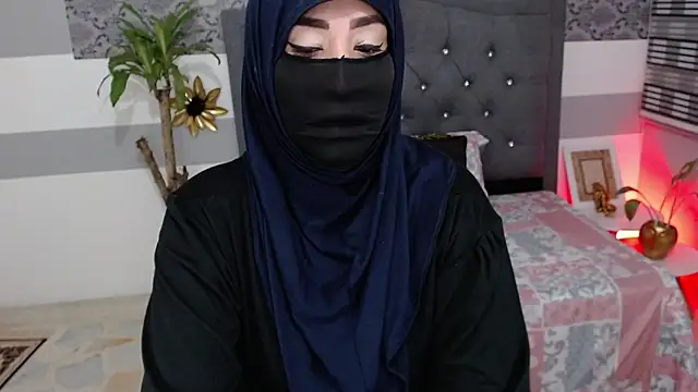 Snapshot of Jalima_sabag chatting on January 14, 2025, 12:43 am Jalima sabag online show from January 14, 2025, 12:43 am