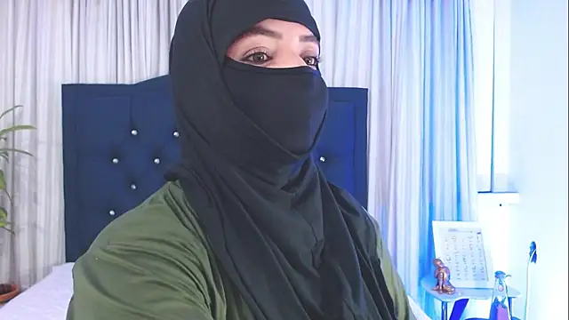 Uzra hayed online show from March 13, 2025, 10:21 pm