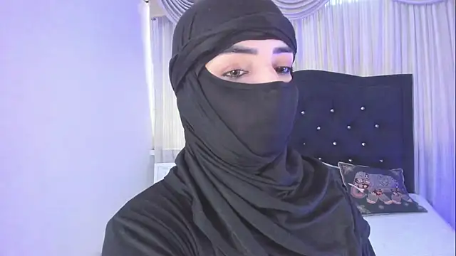 Uzra hayed online show from February 17, 2026, 5:41 pm