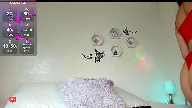 christal cutee online show from February 11, 2025, 3:08 am