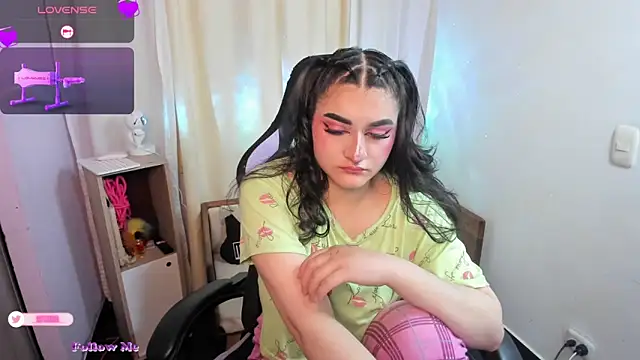 Snapshot of setzuna_ chatting on October 4, 2025, 11:47 pm setzuna online show from October 4, 2025, 11:47 pm